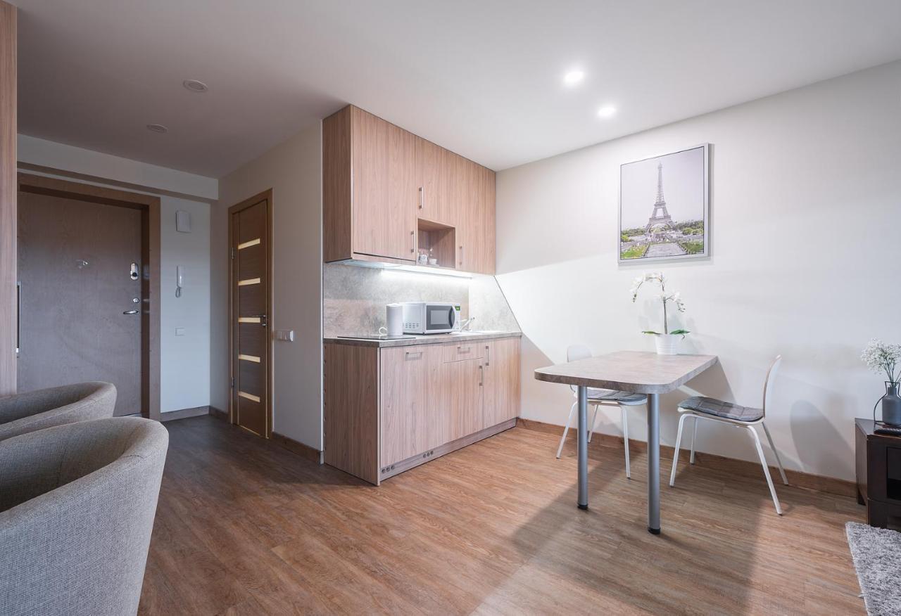 Gyneju Self Check-In Apartments Vilnius Ngoại thất bức ảnh
