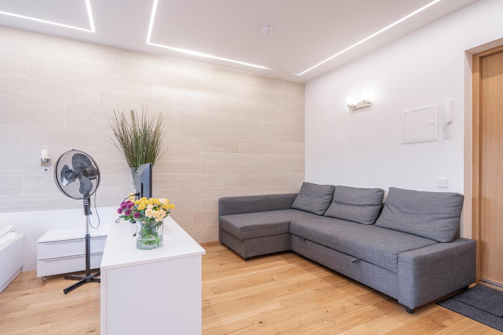 Gyneju Self Check-In Apartments Vilnius Ngoại thất bức ảnh