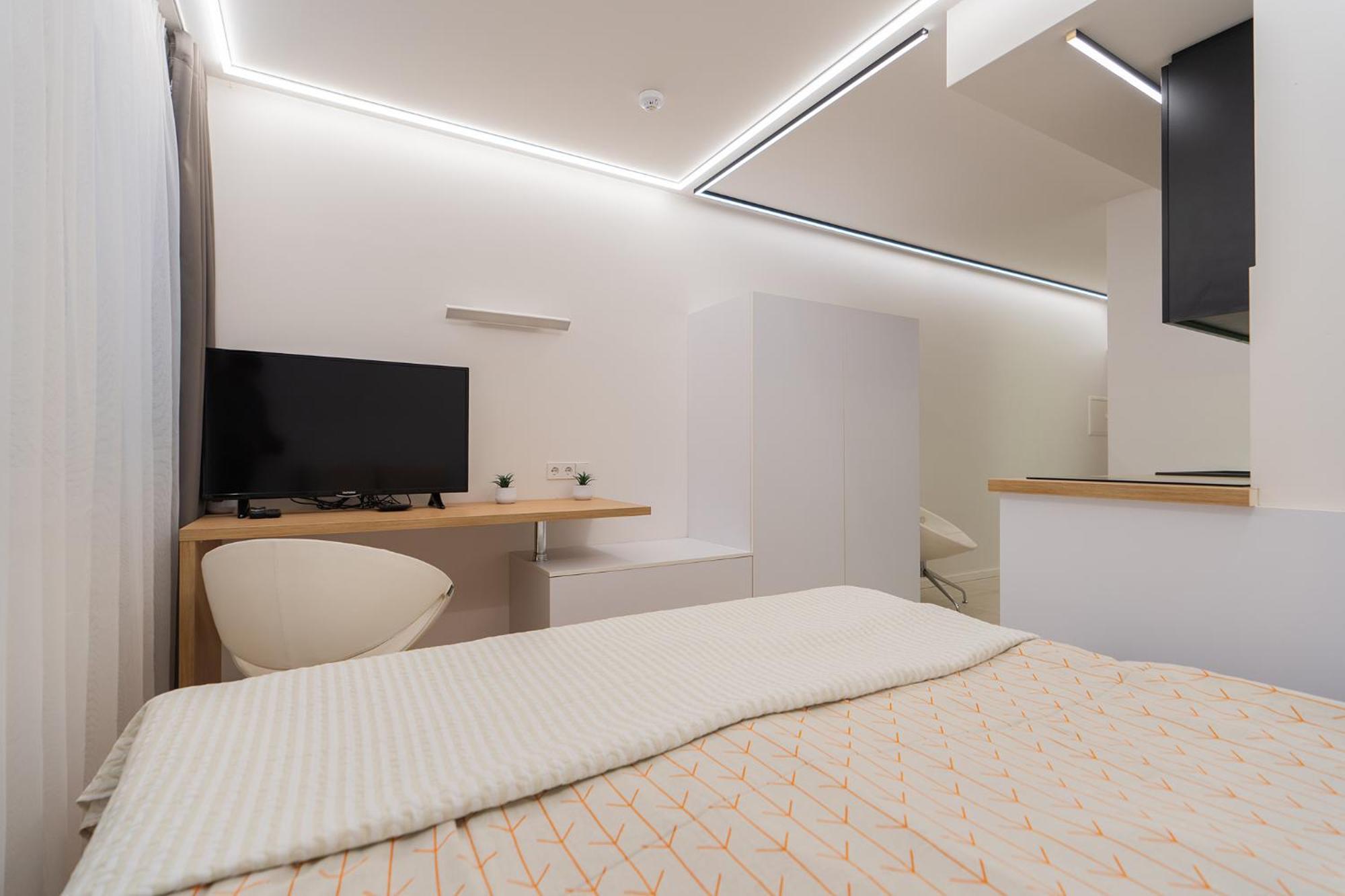 Gyneju Self Check-In Apartments Vilnius Ngoại thất bức ảnh